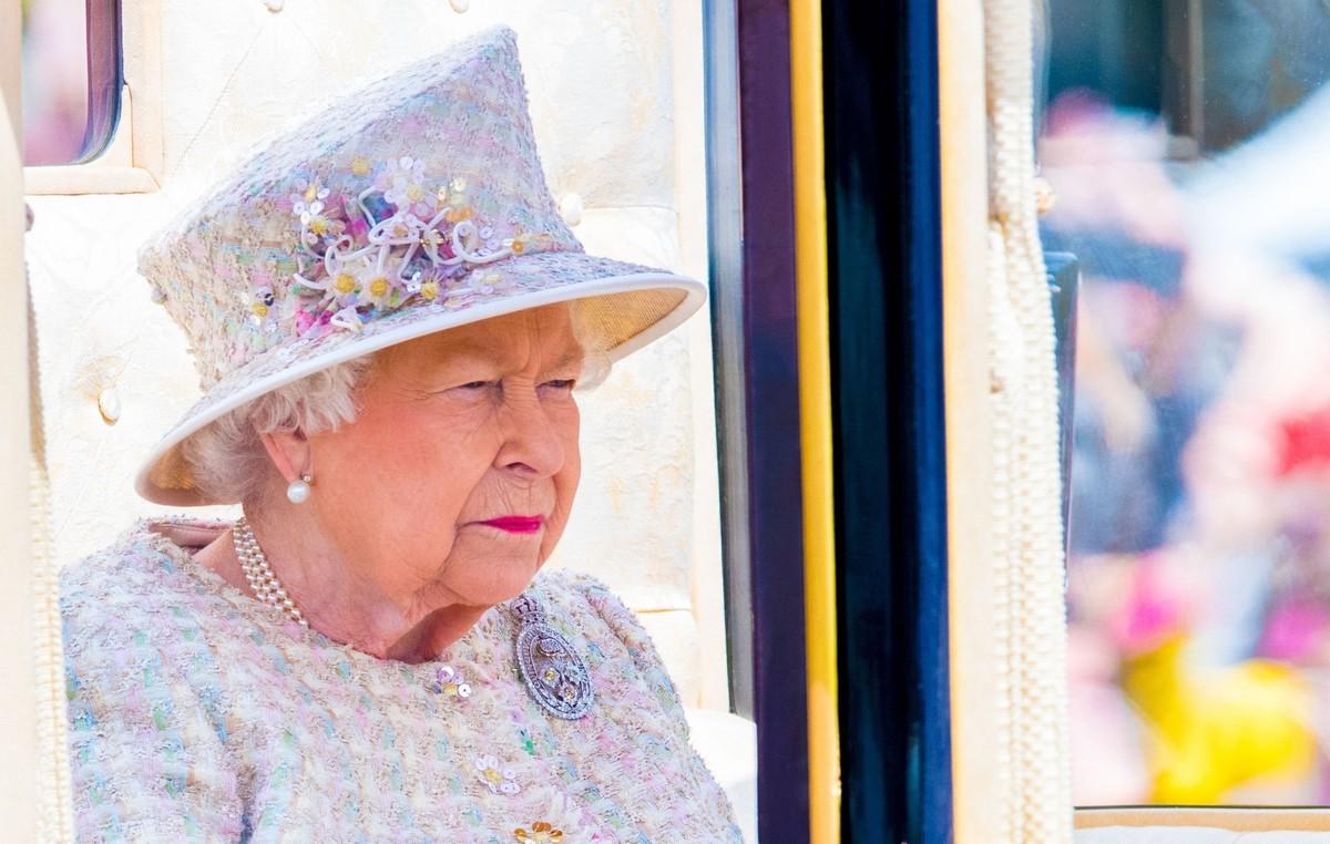 Queen Elizabeth II prohibited cats and poison for pest control at Sandringham to protect wildlife.