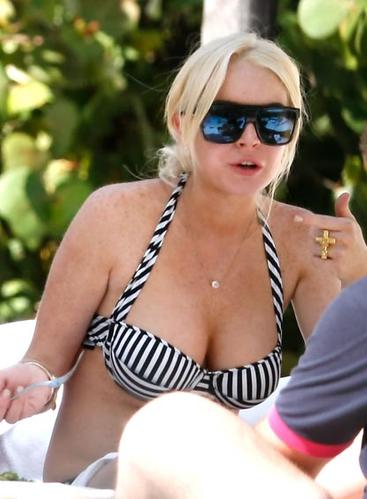 The Ten Best Celebrity Bikini Boobs