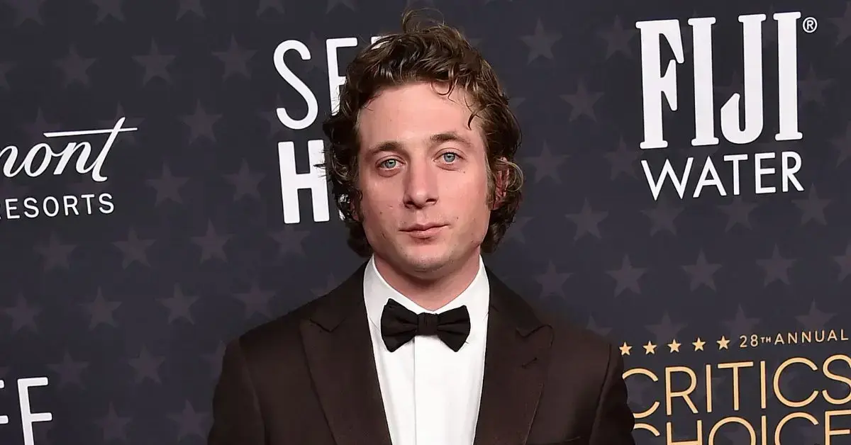 jeremy allen white ex wife joint custody agrees to alcohol monitoring divorce