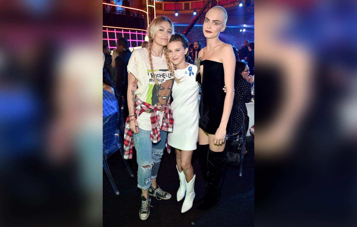 //paris jackson dating cara delevingne ashley benson caroline d amore