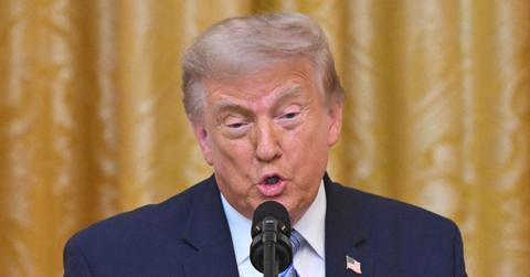 Donald Trump appeared to slur his words during a speech in Georgia.