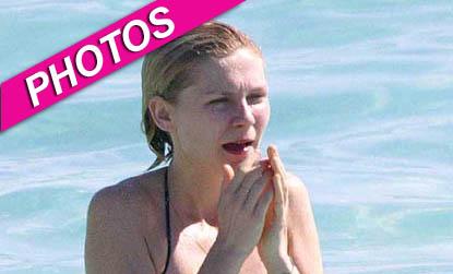 //kirsten dunst underboob _ _