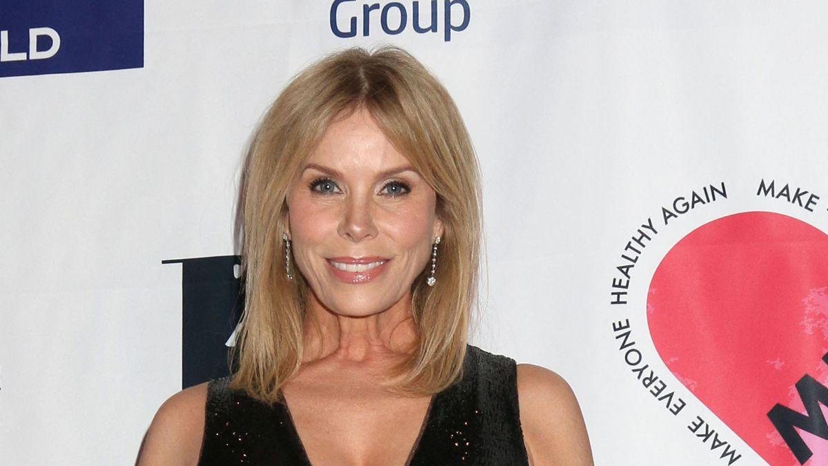 Hines left Chelsea Handler a note offering help after the sale of the 1937-built property.