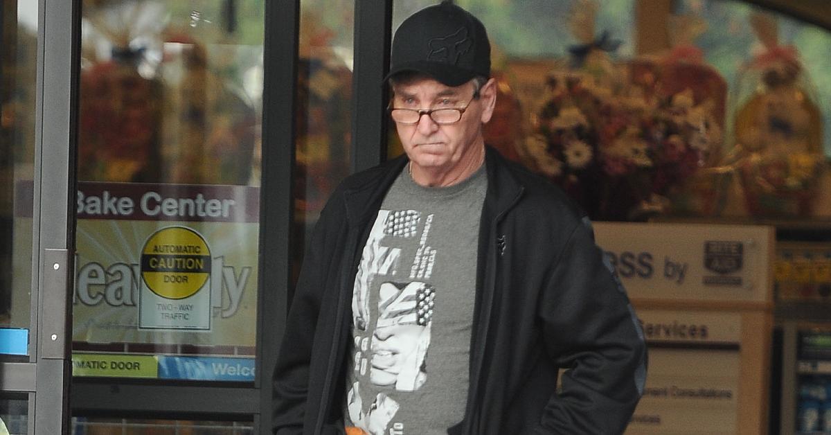 Britney Spears' Dad Jamie Spotted At A Lumber Yard