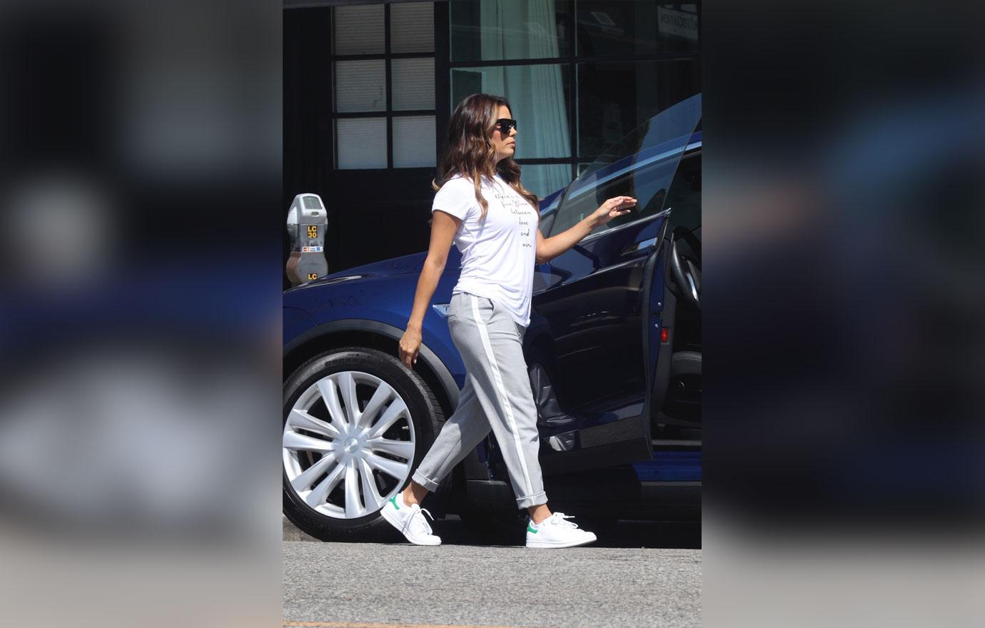 Eva Longoria Pregnant Baby Bump