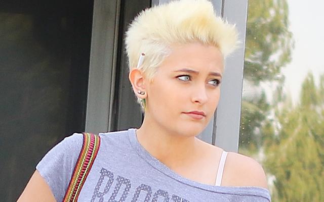 Paris Jackson Cigarette Blonde Hair