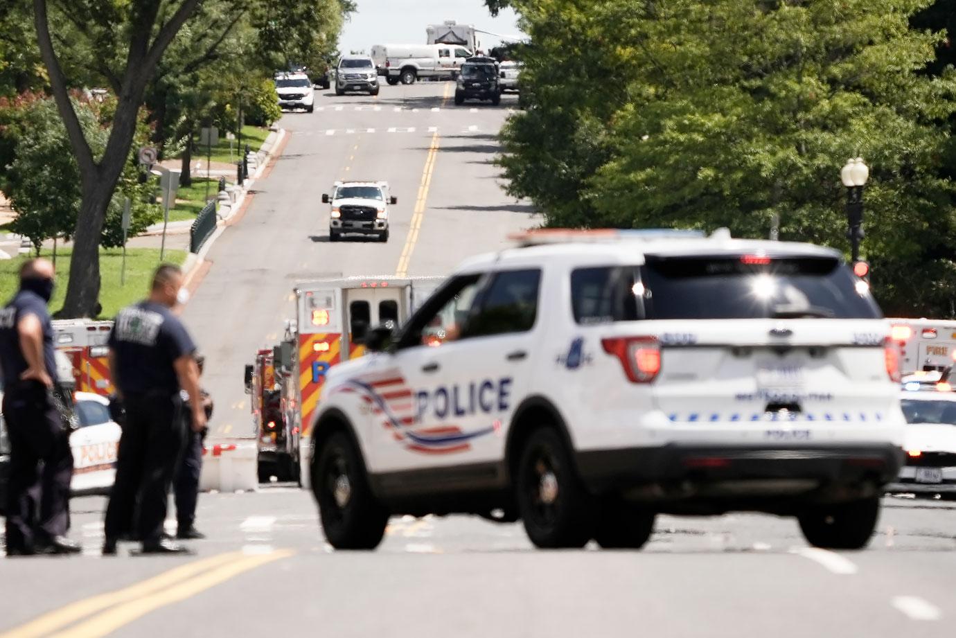 us capitol lockdown trump supporter bomb blow up r