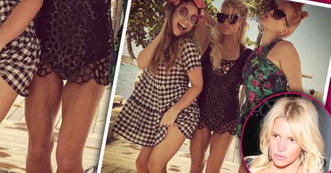 Jessica Simpson Photoshop Instagram Vacation