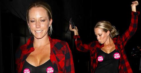 //kendra wilkinson wardrobe malfunction nipple see through shirt pp