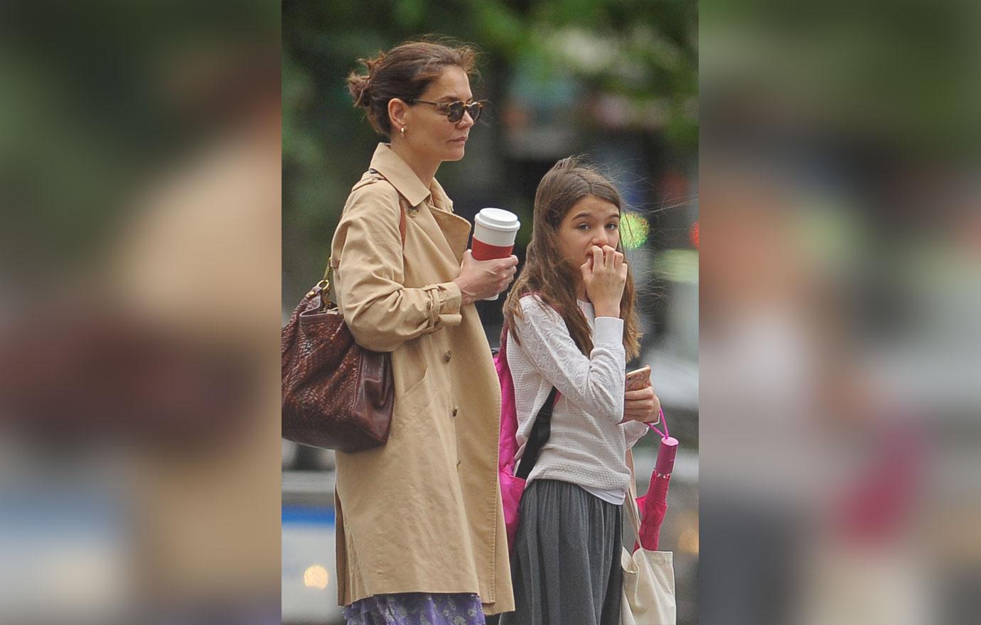 Where’s Jamie? Katie Holmes And Doppelganger