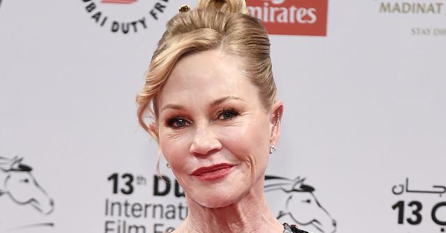 //Melanie griffith plastic surgery nightmare PP