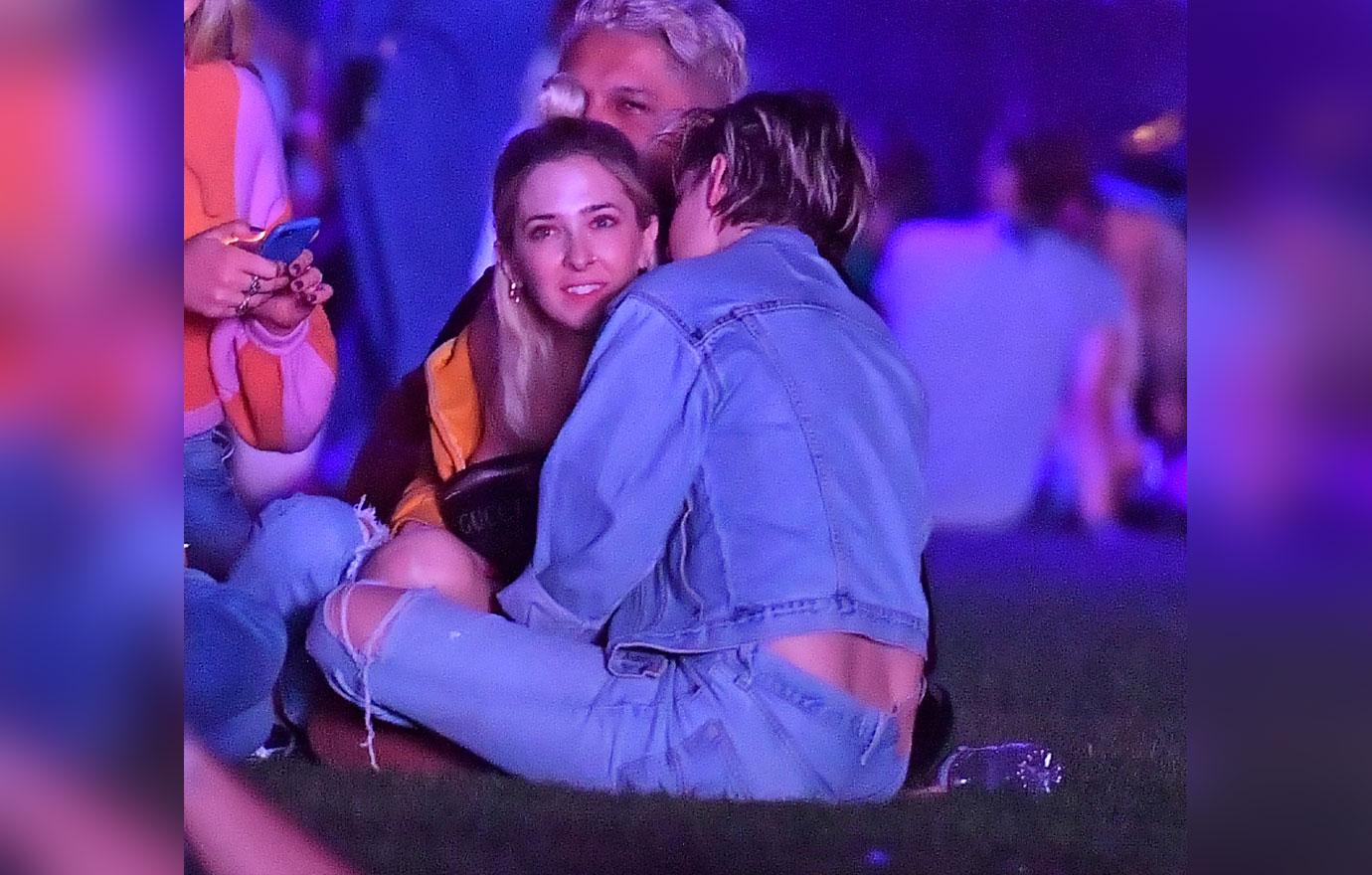 Kristen Stewart Cuddles With Sara Dunkin At Coachella