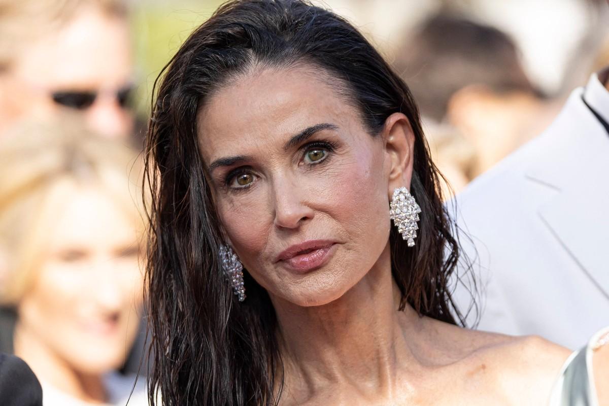 Demi Moore criticized Thomas' support for Rumer Willis and Louetta in a court declaration.
