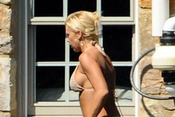 Kate Gosselin Is Hot Bikini Mama