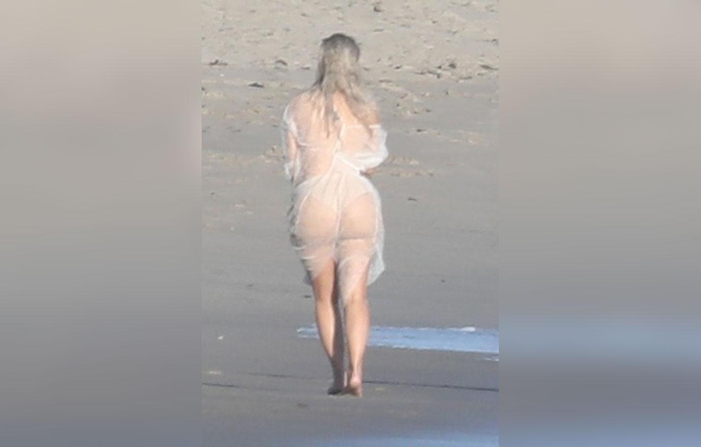 //kim kardashian naked photoshoot beach body