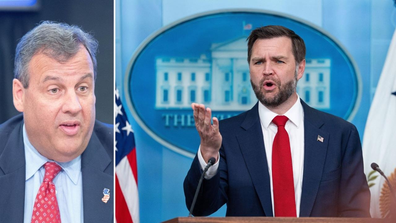 Photo of JD Vance, Chris Christie