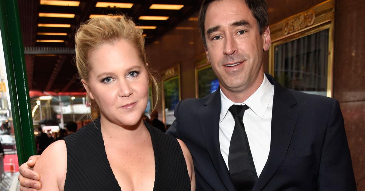 Amy Schumer Pregnant, Expecting First Child With Husband Chris Fischer(02)