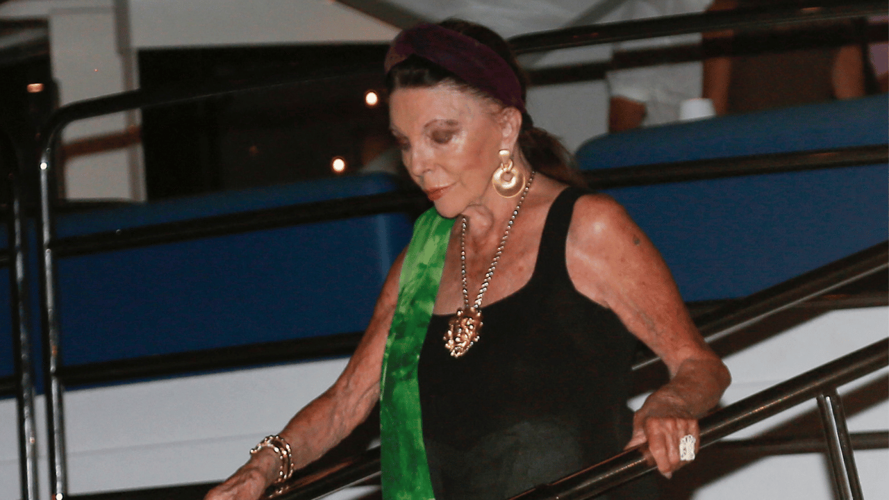 Joan Collins shared her husband's 'sweet' habit in a 2024 interview.