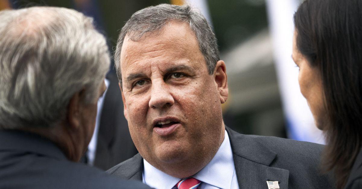 Fox News Host John Roberts Apologizes for Chris Christie Milkshake Remark