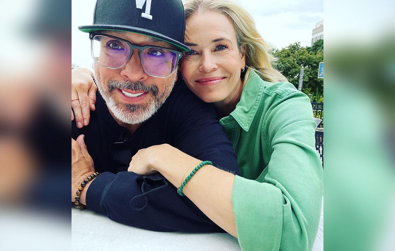 Chelsea Handler S Can T Keep Her Hands Off Boyfriend Jo Koy In Pda Overload