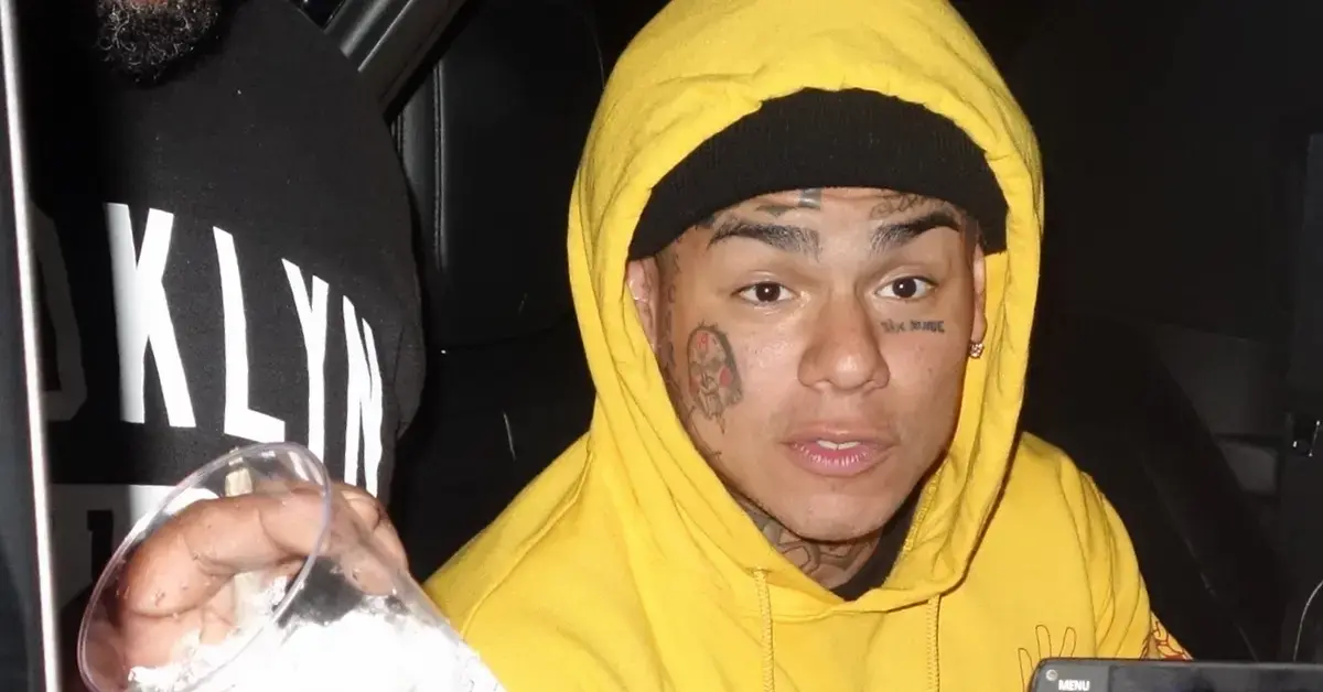 tekashi ixine daughter baby mama car crash er