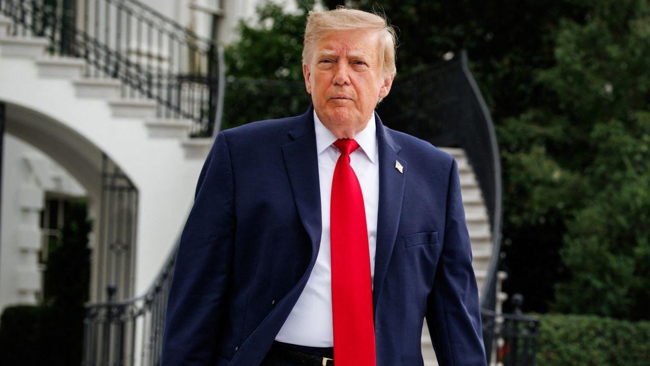 Trump Sparks 9/11 Fears After Air Force One Flies Dangerously Low During White House Event