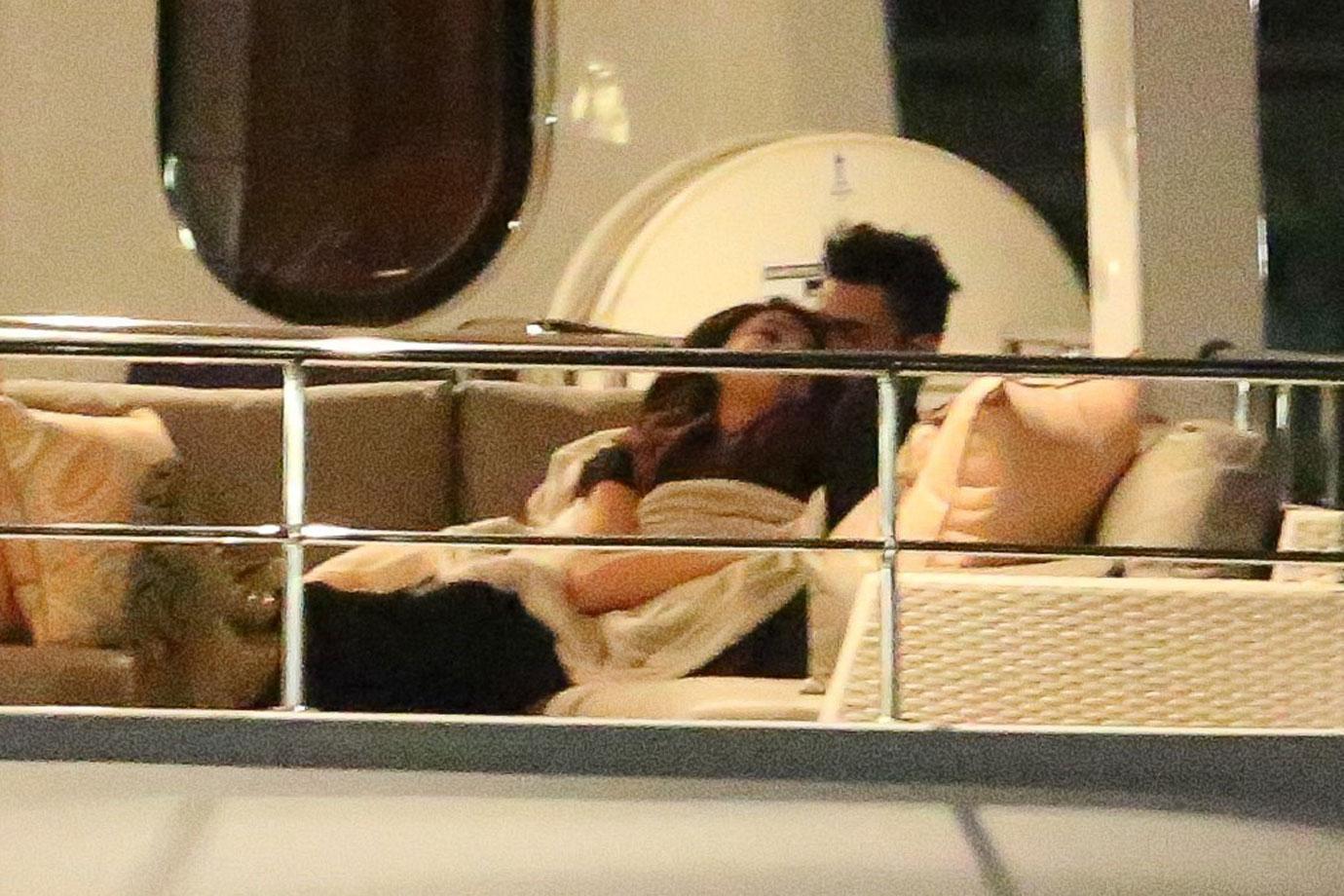 //selena gomez the weeknd dating kiss pda yacht