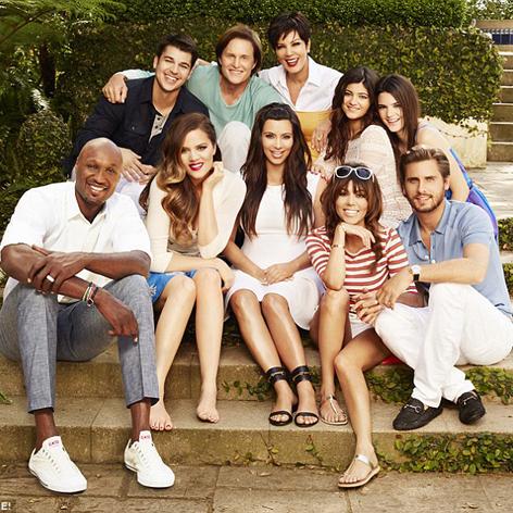 //kardashian family square e