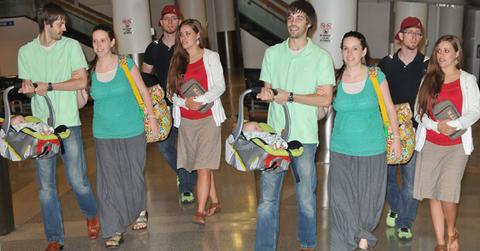 Jill And Jessa Duggar Photos At Akron Airport