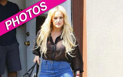 //lacey schwimmer jeans