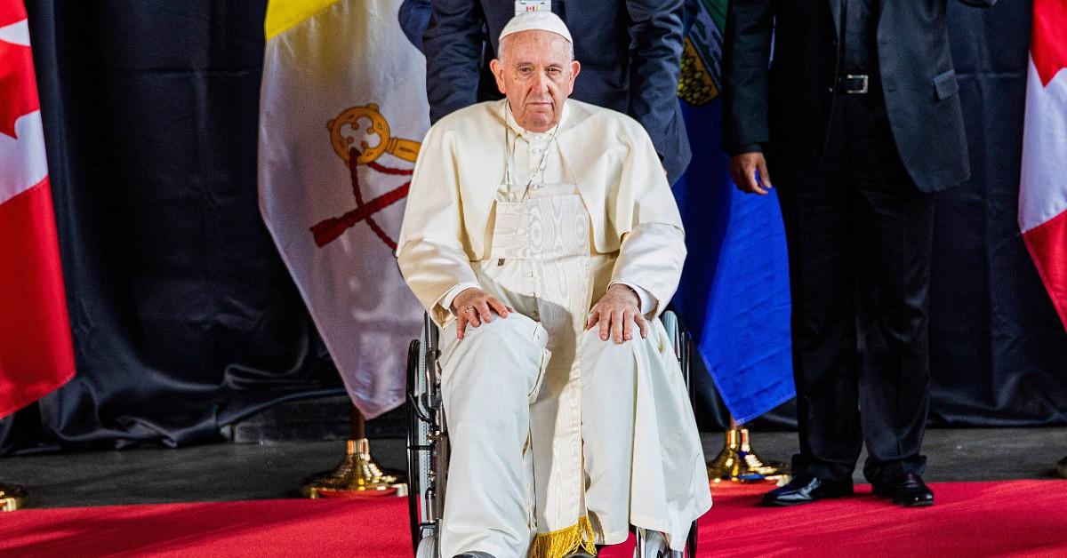 pope francis sparks health fears after ct scan wheelchair use