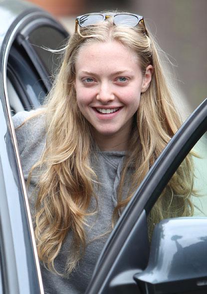 //amanda seyfried no makeup_ _