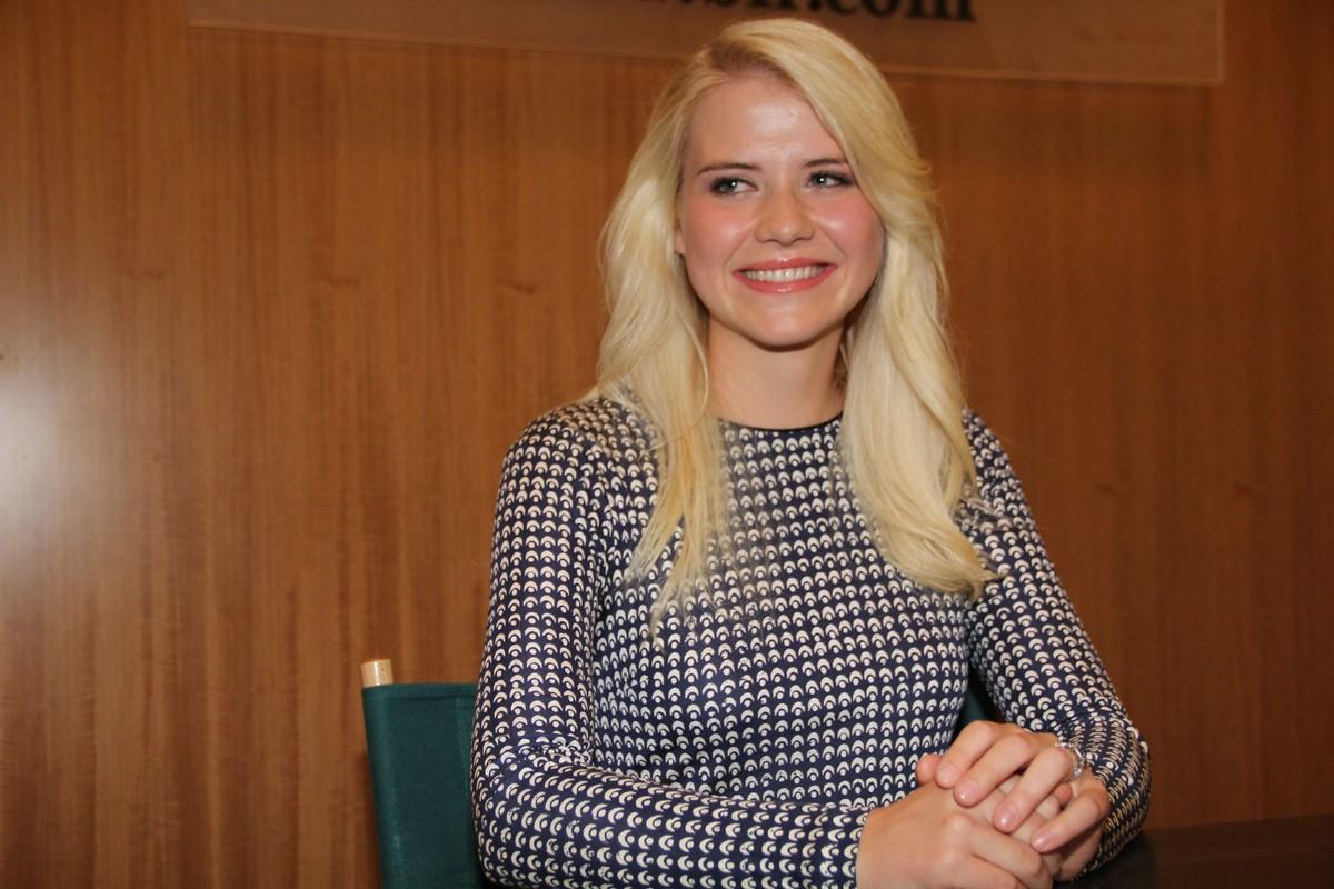 Elizabeth Smart won first in novice and placed third in Masters 35+ at 'Wasatch Warrior' bodybuilding event in Salt Lake City.