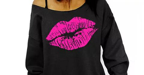 //lip print sweatshirt