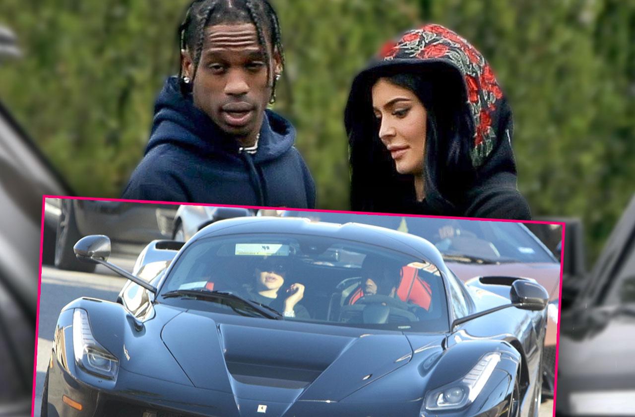 kylie jenner elope travis scott wedding details revealed