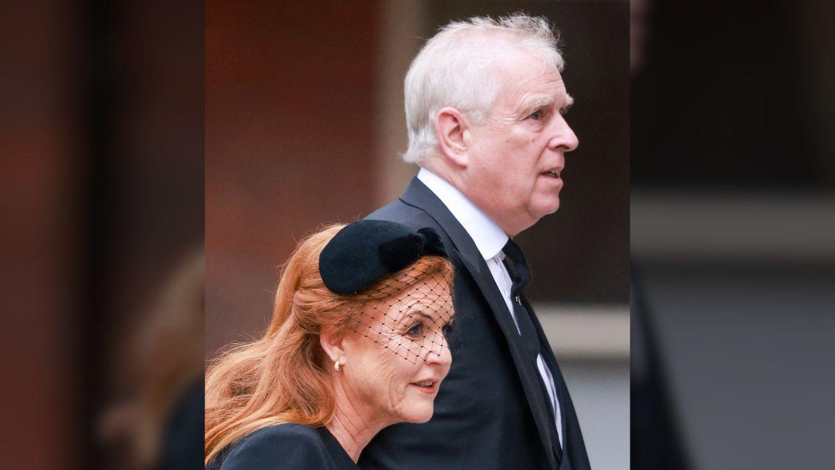 Image of Queen Elizabeth faced disappointment as Andrew and Sarah Ferguson's marriage moved toward divorce.