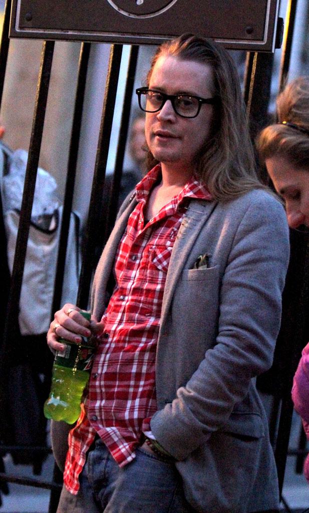 //Macaulay Culkin Rehab Methadone Secret Heroin Addiction