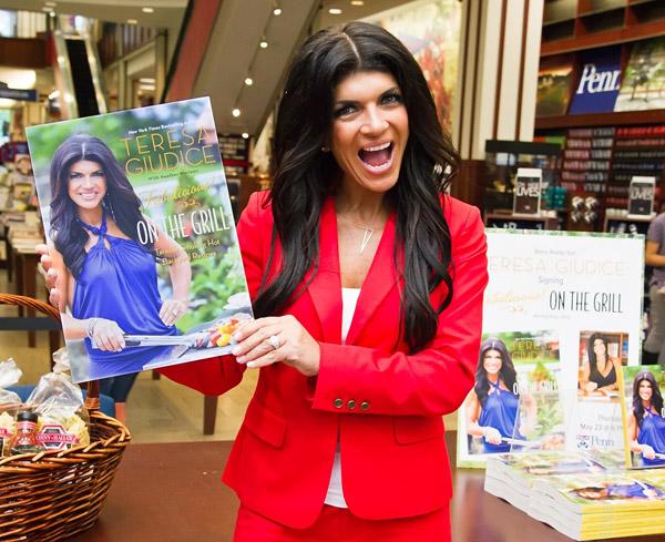 Teresa Giudice Prison List Rules Secrets Photos