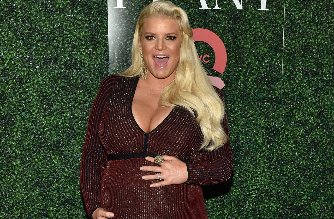 Jessica Simpson Shares Family Photo Holidays