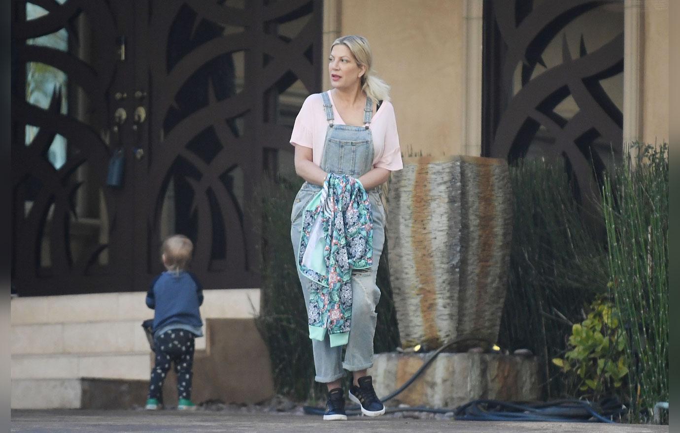 Tori Spelling And Dean Go House Hunting