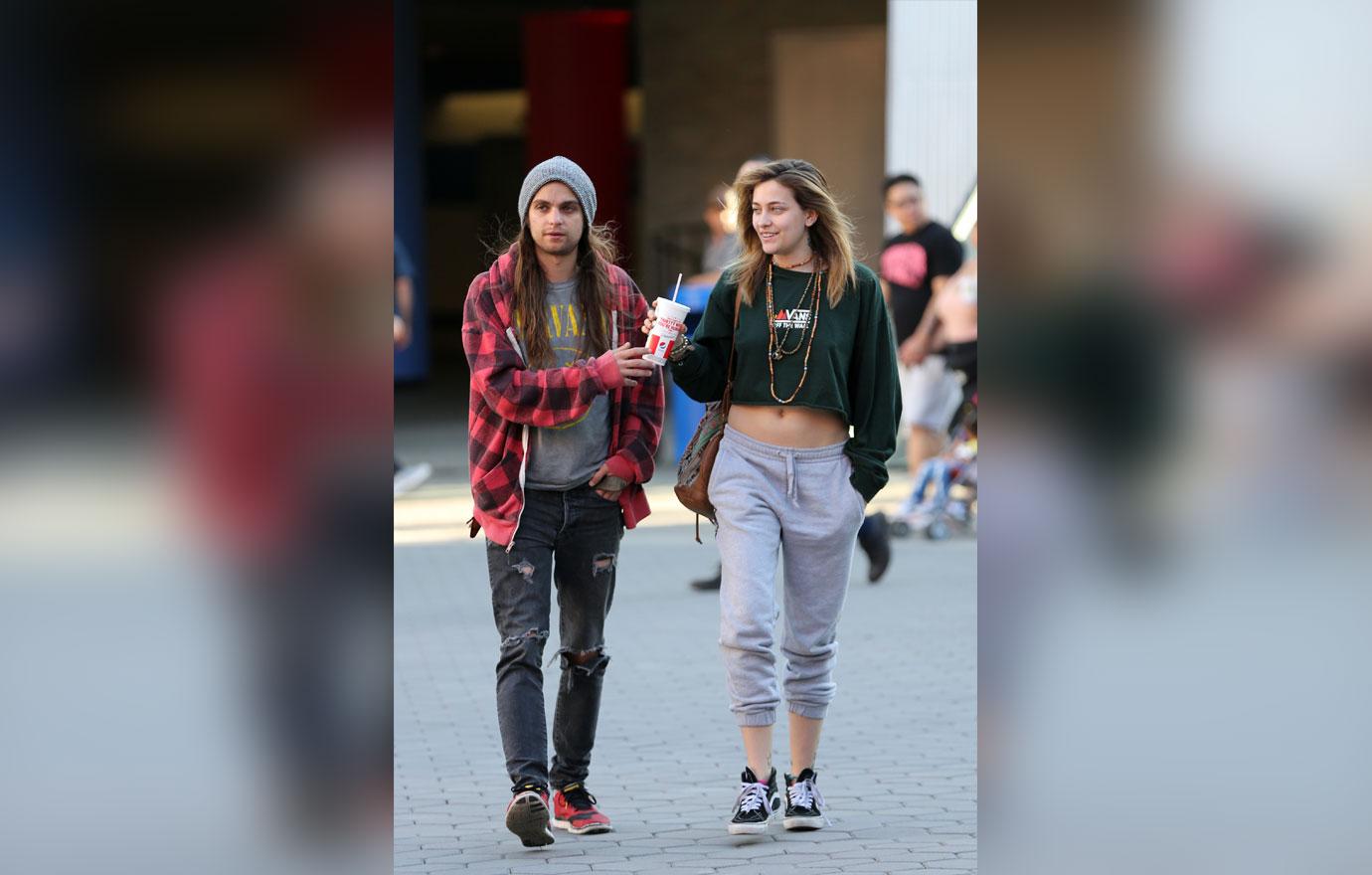 Paris Jackson Has Date With Boyfriend After Suicide Attempt