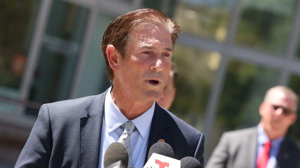 A photo of District Attorney Nathan Hochman