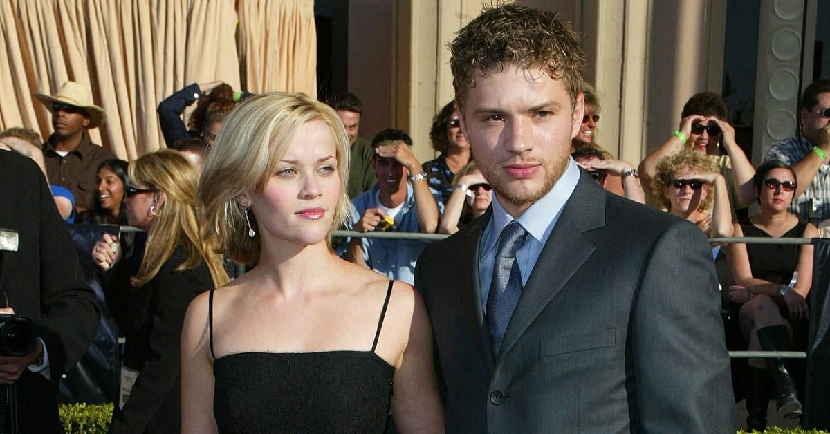 ryan phillippe ava phillippe estranged relationship begging reese witherspoon help