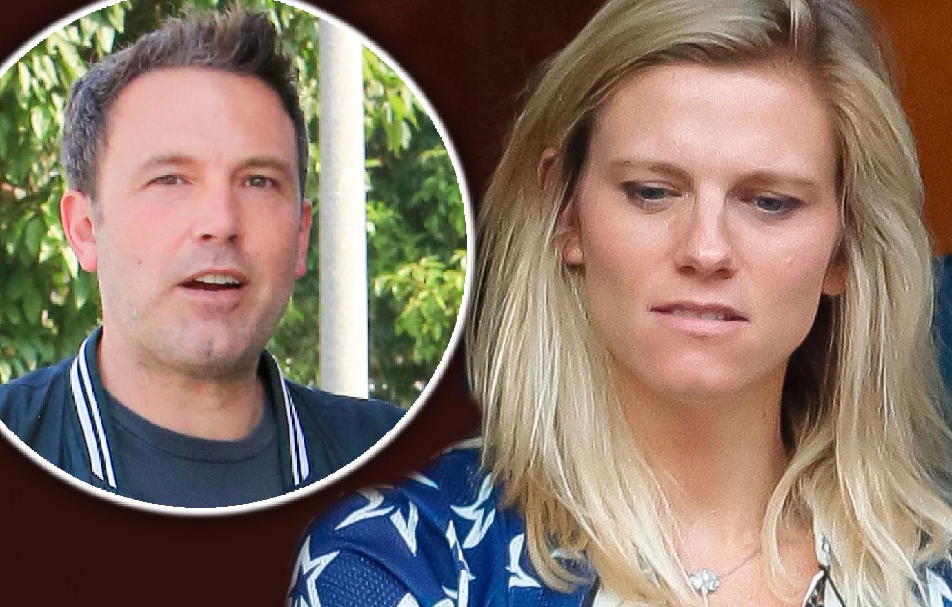 lindsay shookus deleted instagram ben affleck split rumors