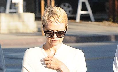 Pamela Anderson spotted with her new short hair cut