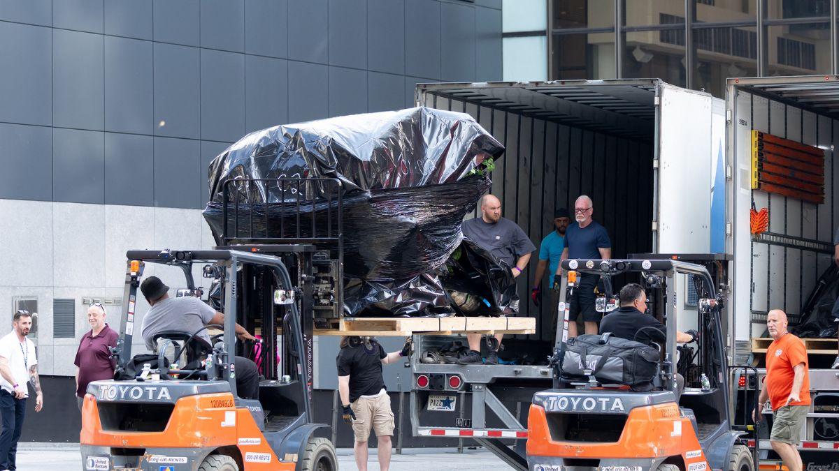 Photo of Madison Square Garden Taylor Swift Workers
