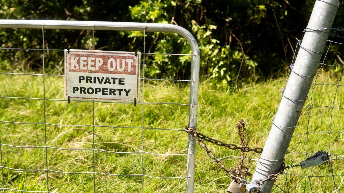 Photo of a keep out sign