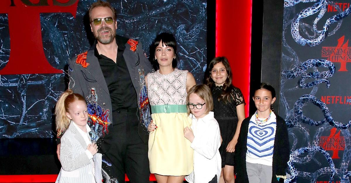 Photo of  Lily Allen and David Harbour