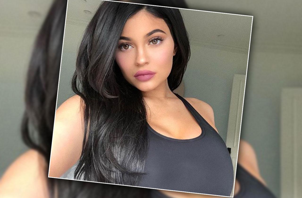 //kylie jenner post baby plastic surgery pp