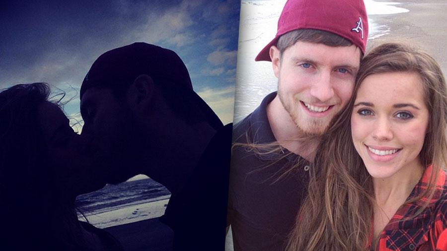 Look Away Jim Bob Jessa Duggar Reveals Details Of Sex Life With